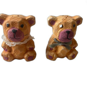 Pair of two salt & pepper shaker bear figuring 3”